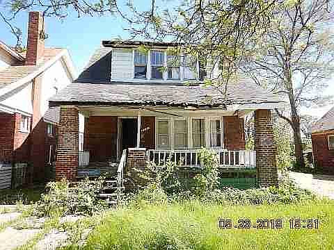 5571 S Clarendon