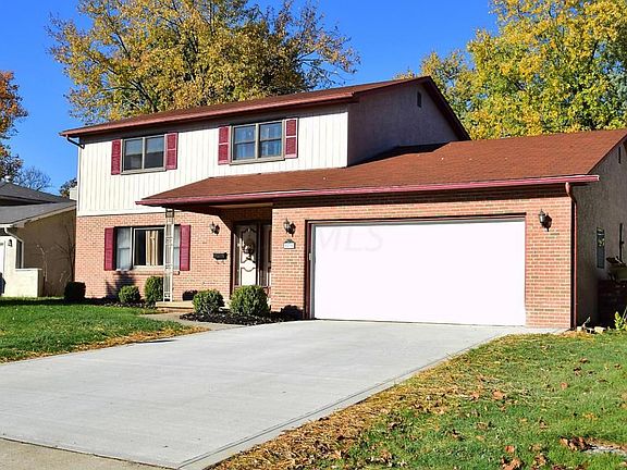 3rd image of 1736 Sandalwood Pl
