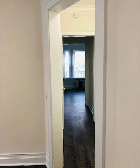 810 Clark St — Photo 12