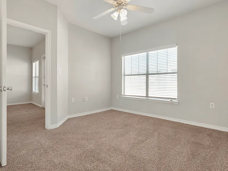 The Villas at Shaver Apartments — Photo 17