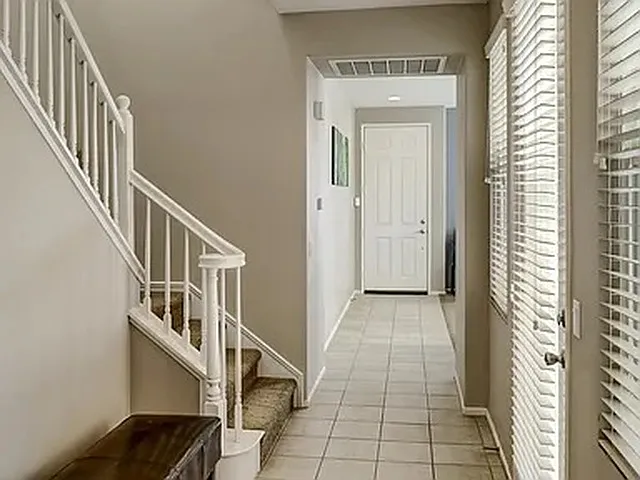 35462 Snead St — Photo 17