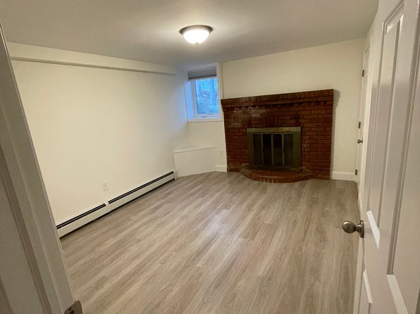 9 Flora St
