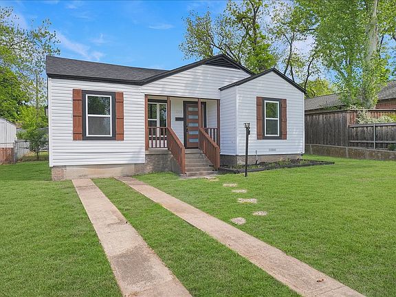 2nd image of 1203 W Avenue F