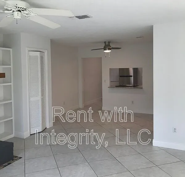156D Locke St — Photo 4