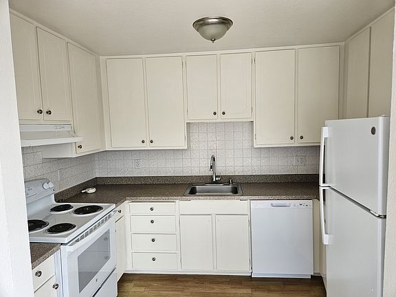 5th image of 1290 25th Ave APT 301