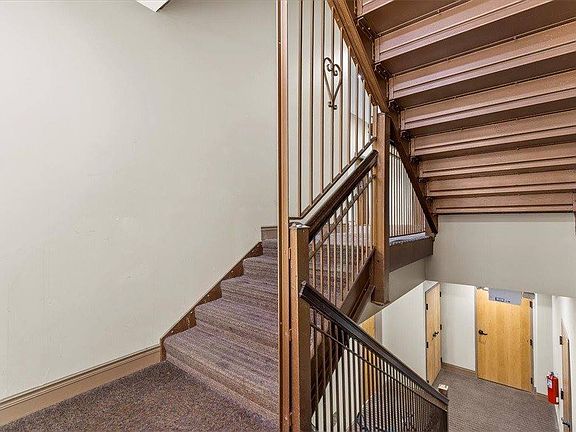 4th image of 1822 Harcum Way #1