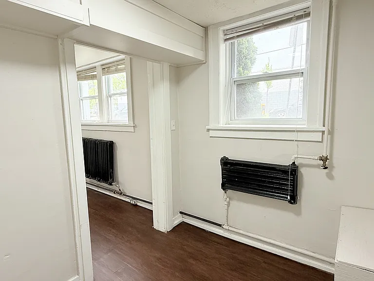 1518 University Ave — Photo 14