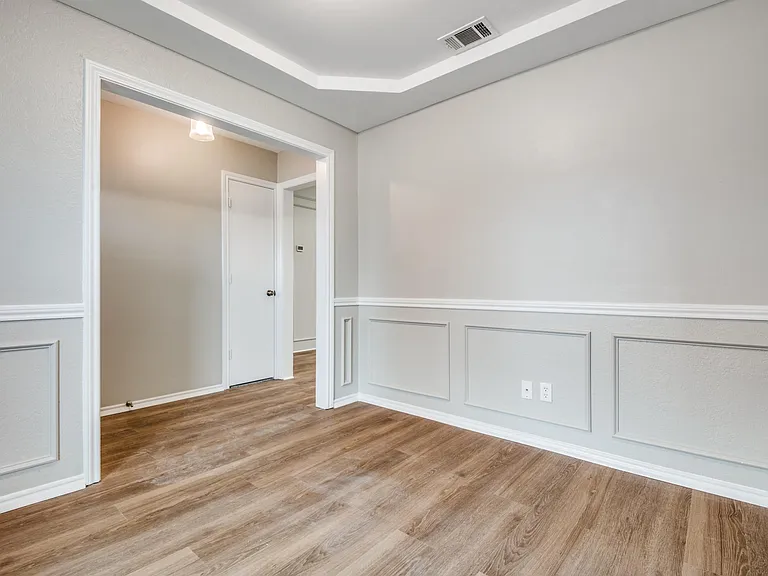 206 Barclay Ave — Photo 7