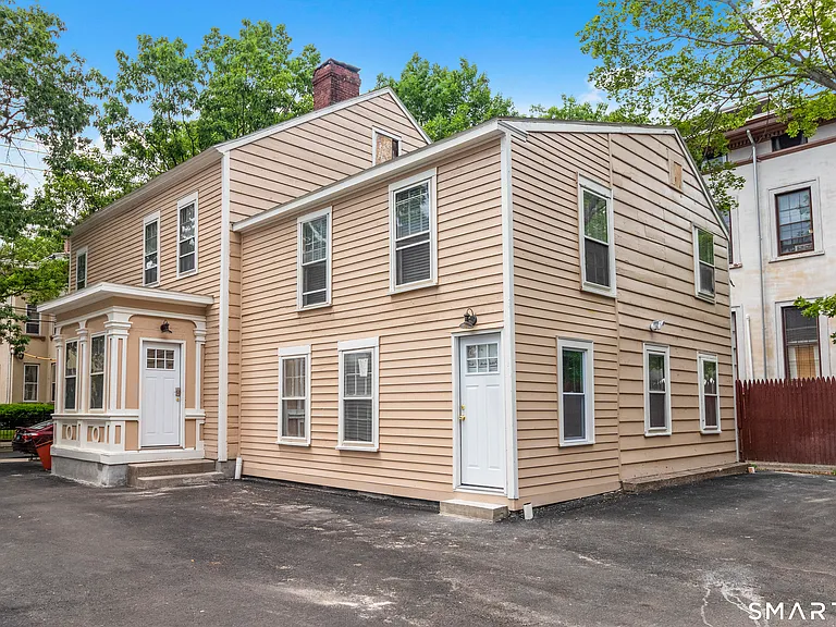 601 Chapel St #B — Photo 20