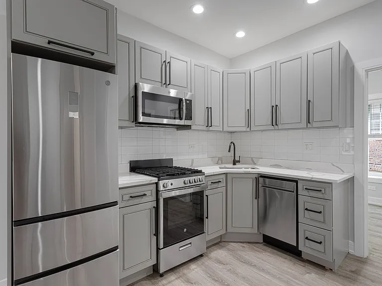 6035-6045 N Winthrop Ave #1055-1067 — Photo 33