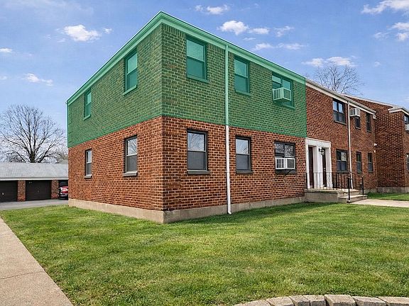 2nd image of 17-73 166th St #3-36