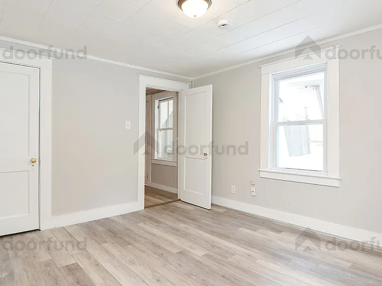 11 Pleasant St #3 — Photo 19
