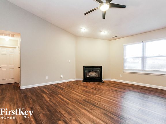 4th image of 7340 Cobblestone West Dr