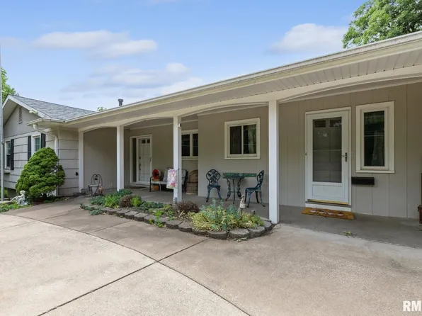 2845 18th St #C, Moline, IL 61265