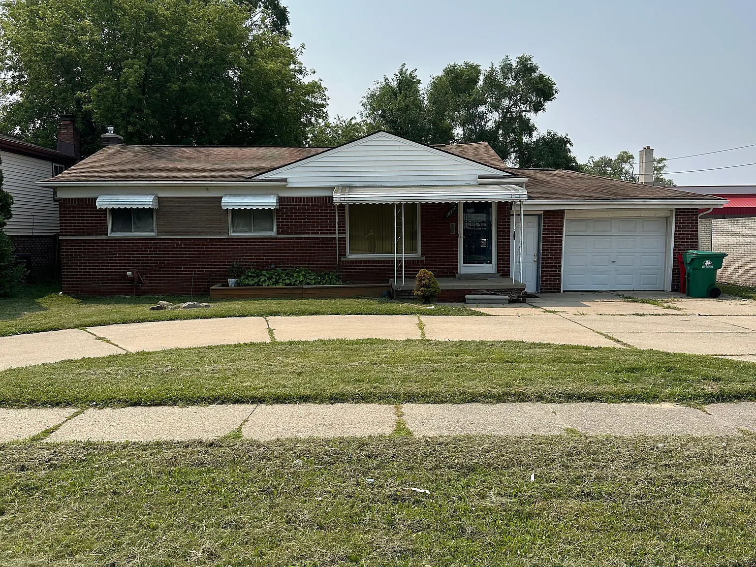 18770 E Ten Mile Rd — Photo 1