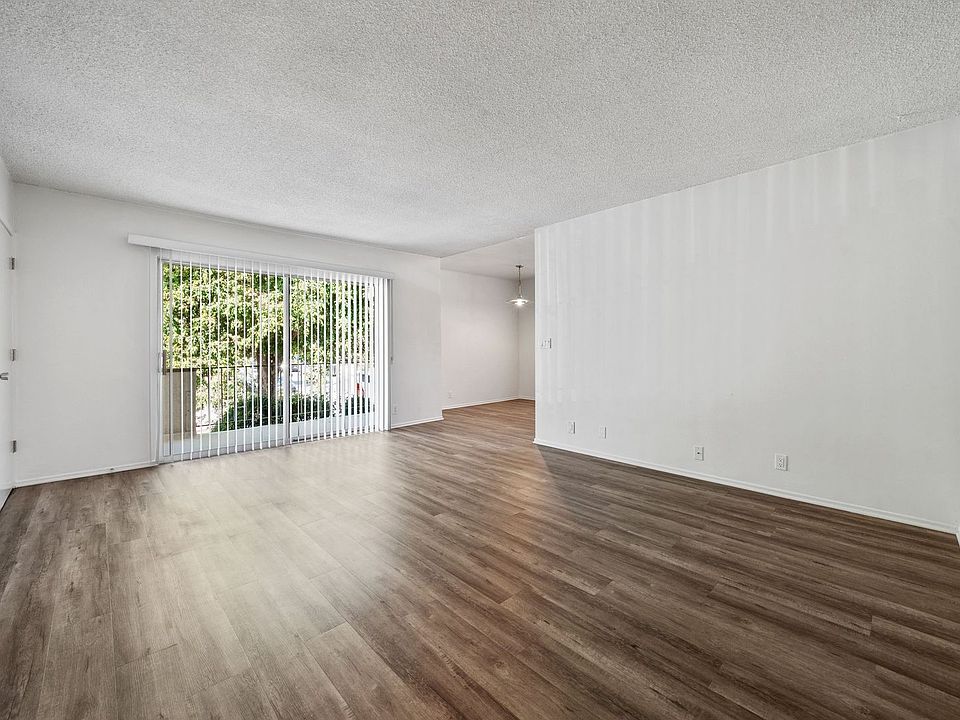 1st image of 1402 S Saltair Ave APT 5