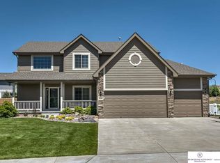 19304 J St, Omaha, NE 68135