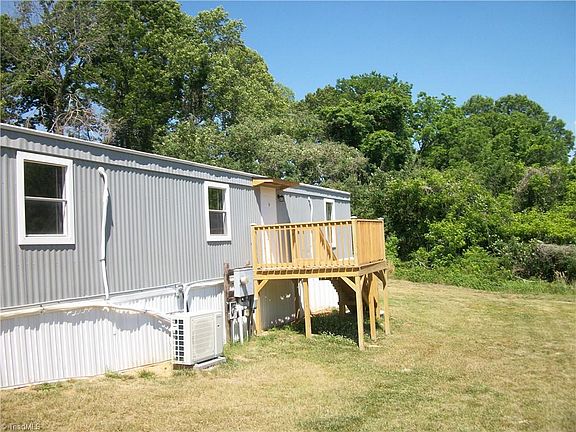 4th image of 152 Cricket Rd