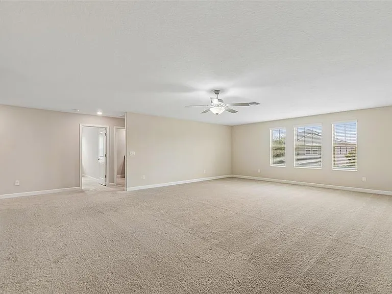 25057 Lambrusco Loop — Photo 33