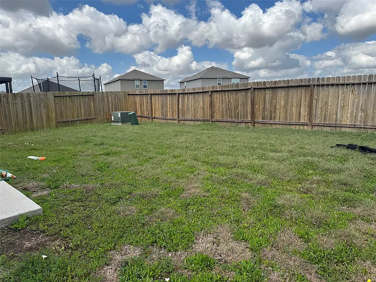7943 SE Vacek Meadows Loop — Photo 3