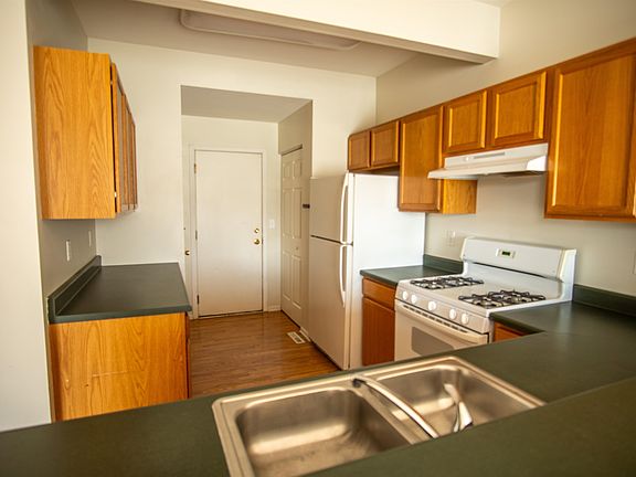 4th image of 4445 Kellee Ln