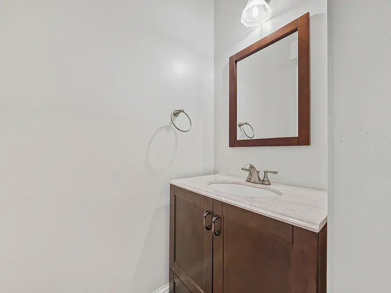 51 Girard St NE — Photo 31