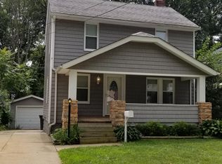 1864 Java St, Akron, OH 44305