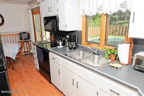 284 Housatonic-Kitchen view 2