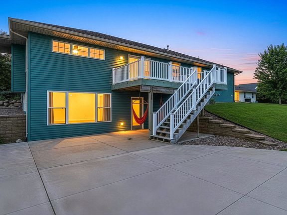 2nd image of 1041 Symphony Blvd