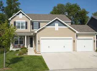 4535 Yellowstone Ln N, Plymouth, MN 55446