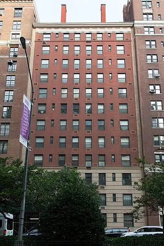 71 Park Ave #2D — Photo 6