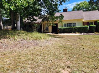 4415 Woods End Ln, Charlotte, NC 28277