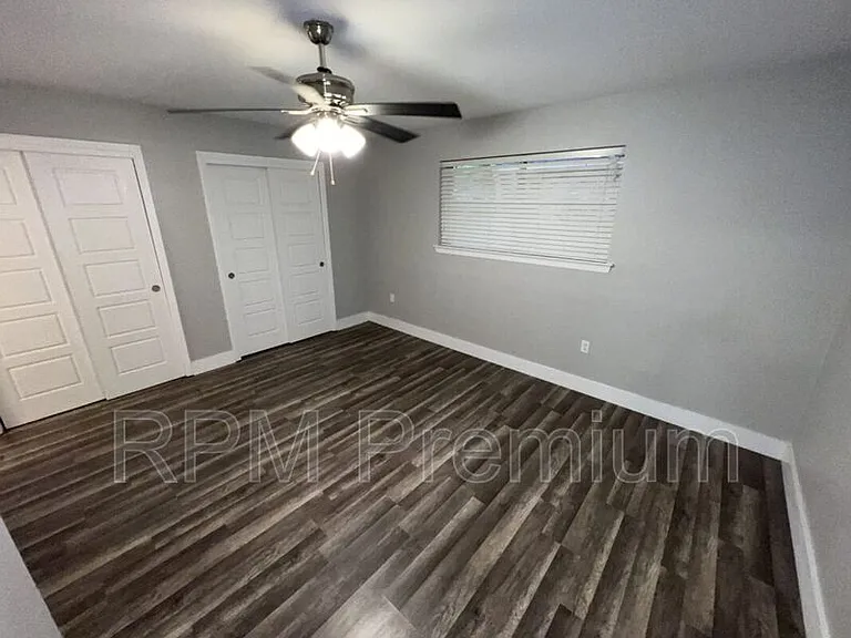 464 Wilton Dr — Photo 20