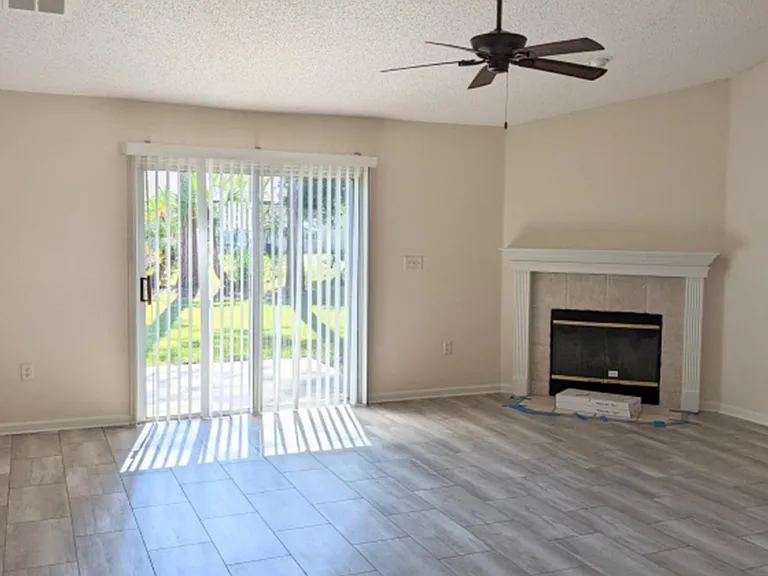 78 Belvedere Ln — Photo 4