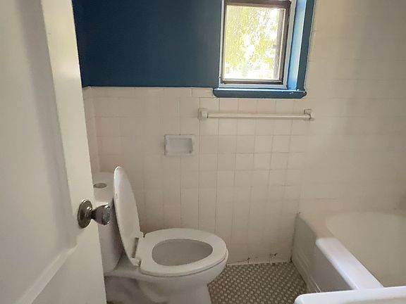 5th image of 206 Laurens St #M2