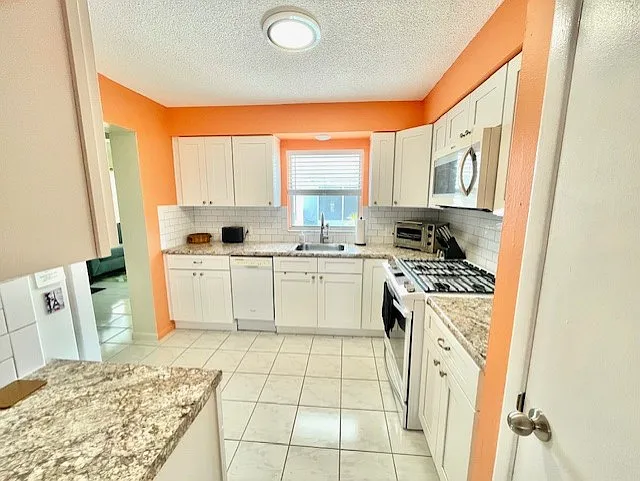 10012 Daffodil St #188 — Photo 6