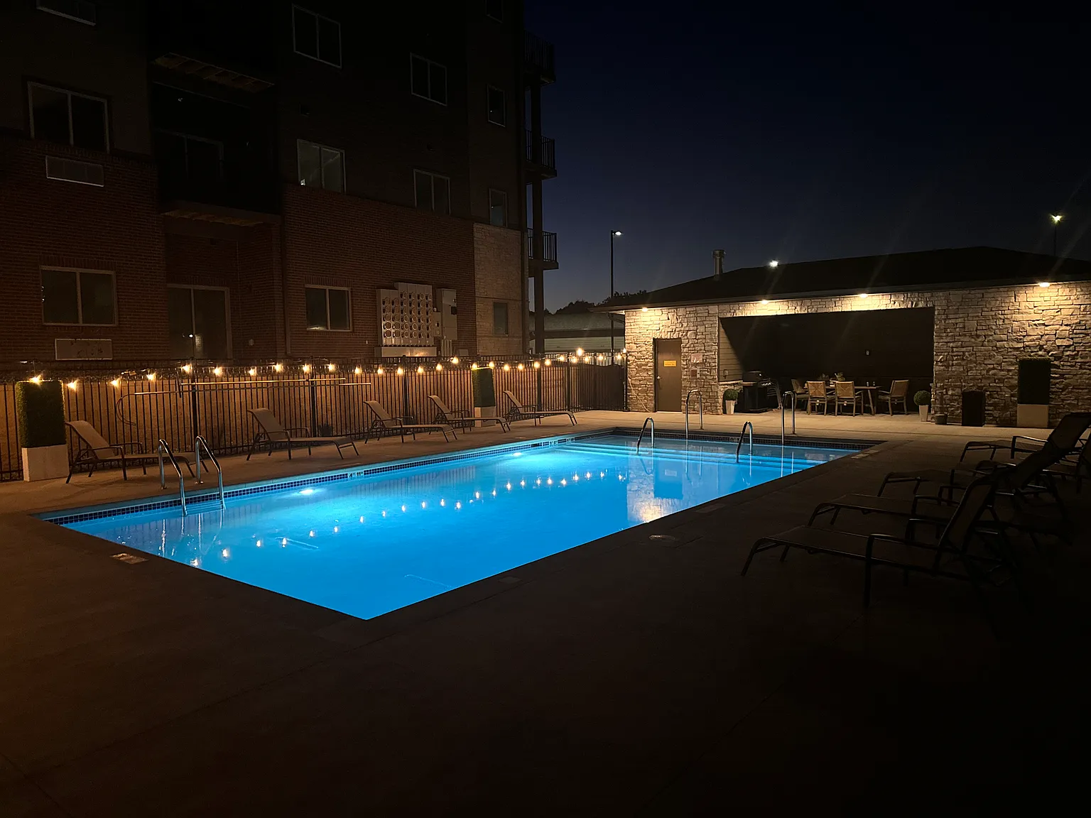 Horizon Apartments & Villas — Photo 4