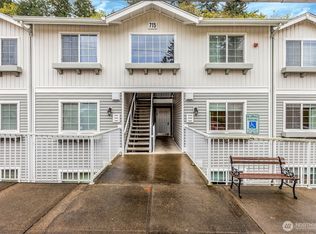 Shadow Hawk, Renton, WA 98058