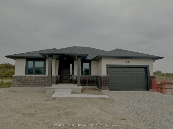 138 Benjamin Pkwy, Saint Thomas, ON N5R 0L6