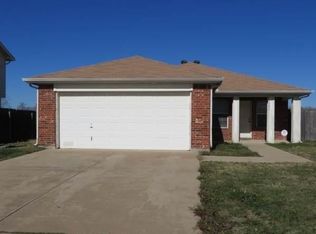 3101 Autumn Run Dr, Forest Hill, TX 76140