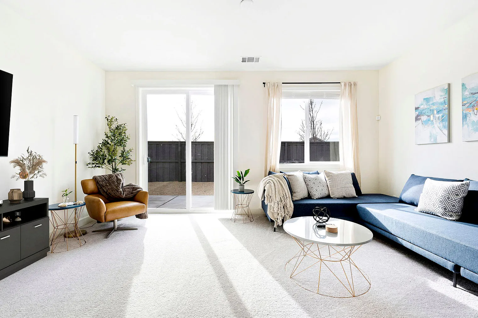 4 bed, 3.0 bath, 1872 sqft, $9,655 — Photo 1