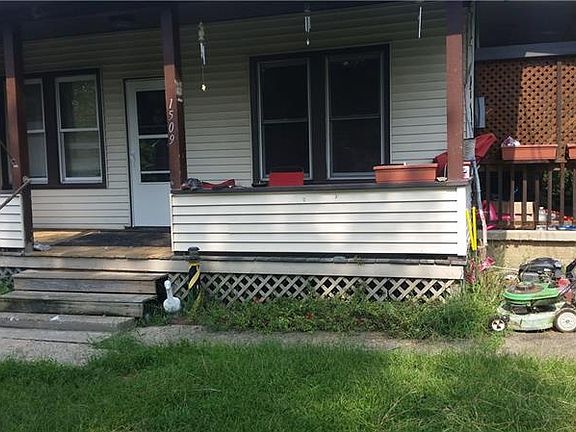3rd image of 1507-1509 Greensburg Rd