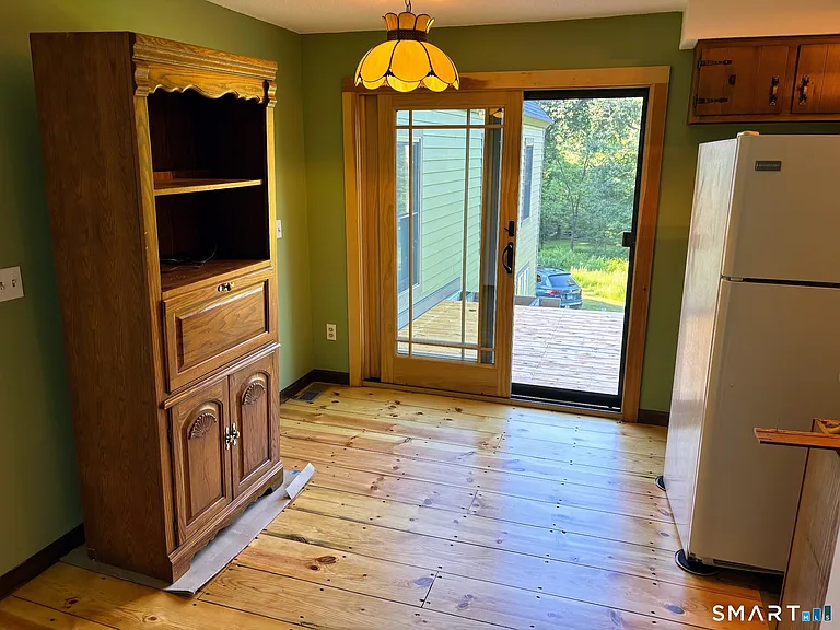 47 Comstock Ave — Photo 8