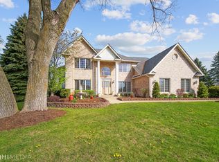 521 Widgeon Ln, Bloomingdale, IL 60108