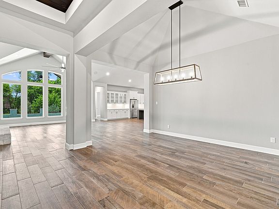 5th image of 2318 Jefferson Ave