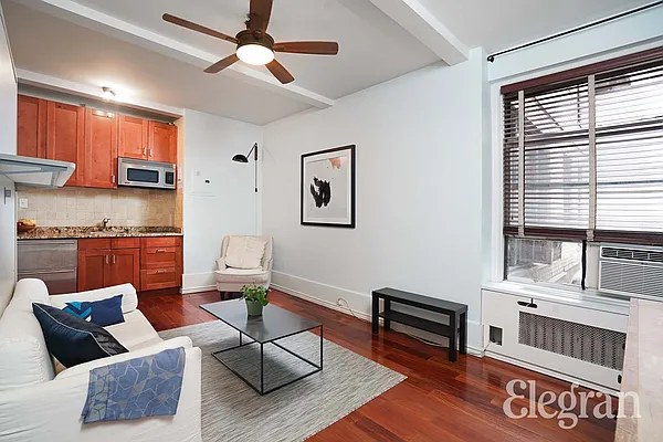 Sold by Elegran | media 12