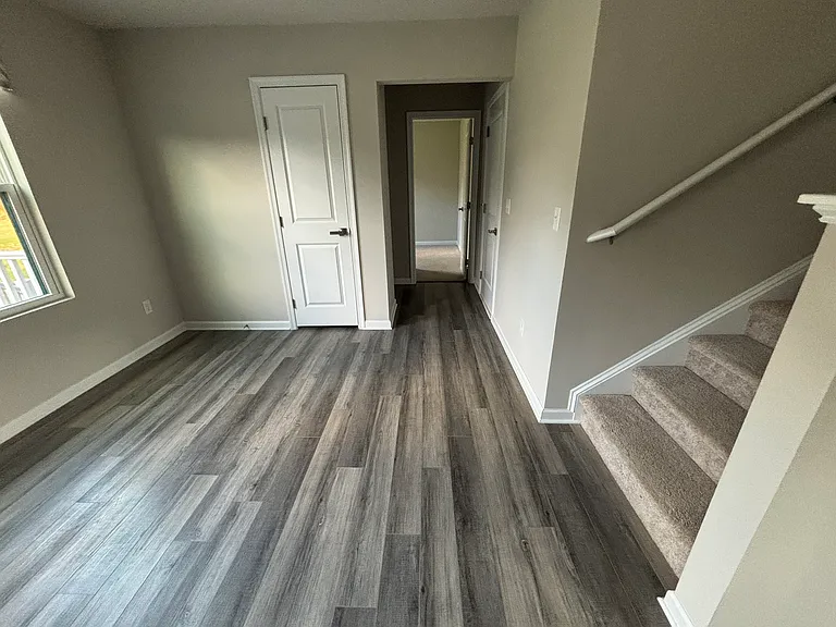 1703 Quail Run Way — Photo 14