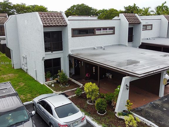 2nd image of 6510 Kendale Lakes Dr APT 601