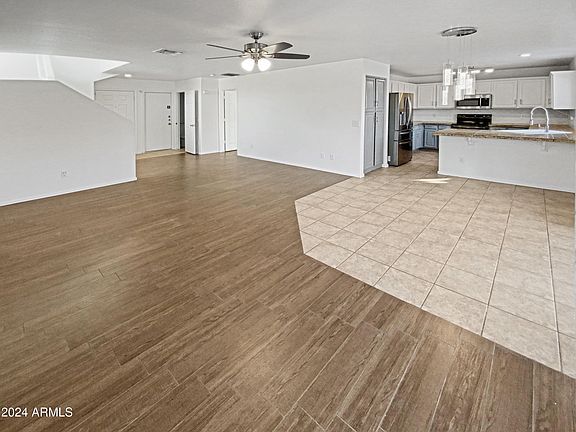 3rd image of 12610 W SHAW BUTTE Drive