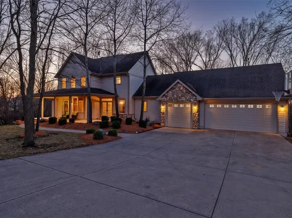 32749 Wildwood Dr, Adel, IA 50003